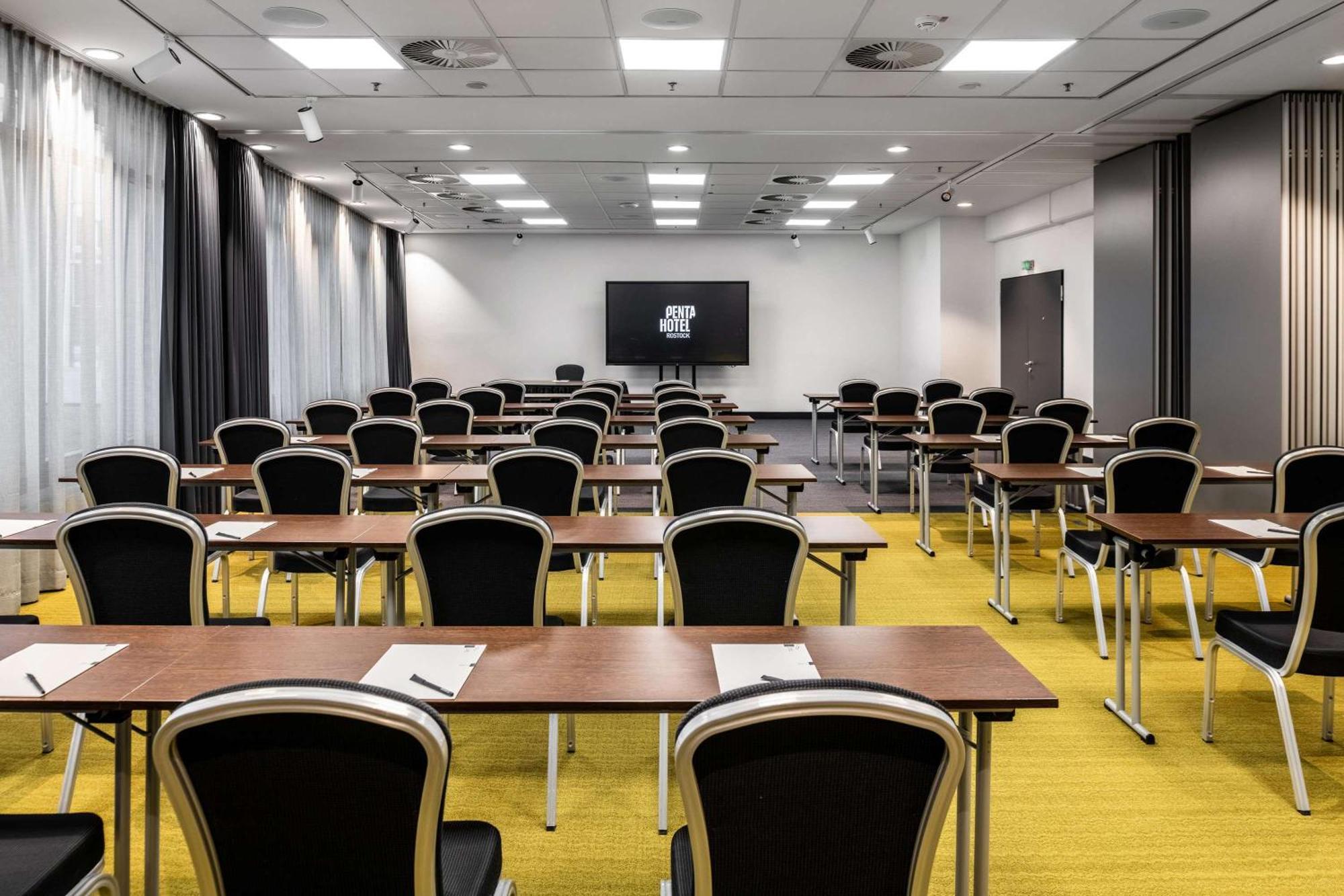 Pentahotel Rostock Extérieur photo